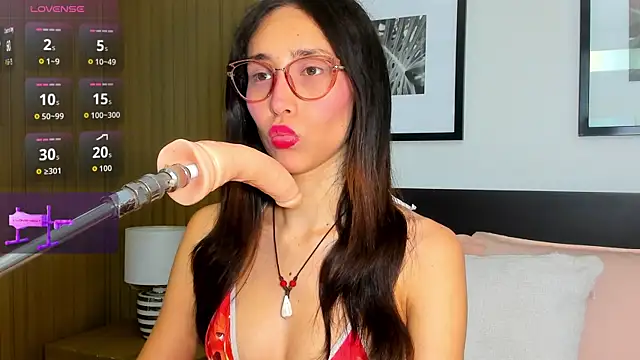 Snapshot of doll_bella_ chatting on 11, 6, 2026 doll bella online show from 11, 6, 2026