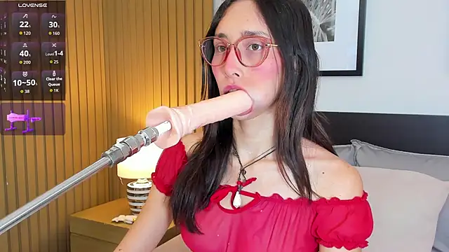 doll bella  online show from 15, 4, 2026