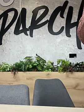 Alisha-Bond online show from 5, 12, 2025