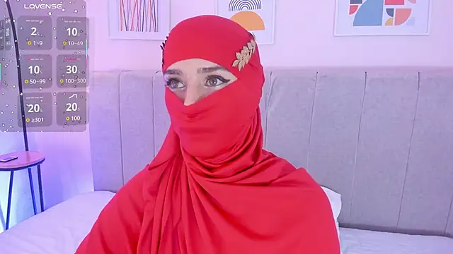 Snapshot of rawiya chatting on 18, 10, 2025 rawiya online show from 18, 10, 2025