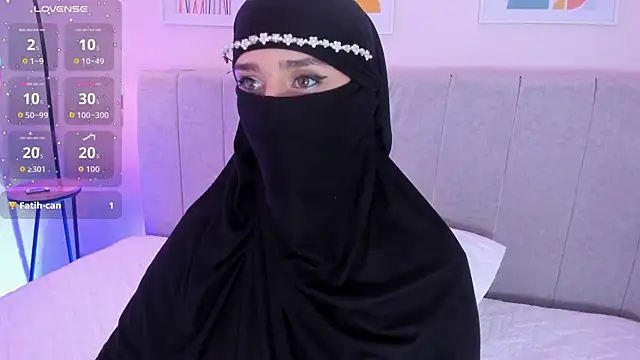 Snapshot of rawiya chatting on 19, 10, 2025 rawiya online show from 19, 10, 2025