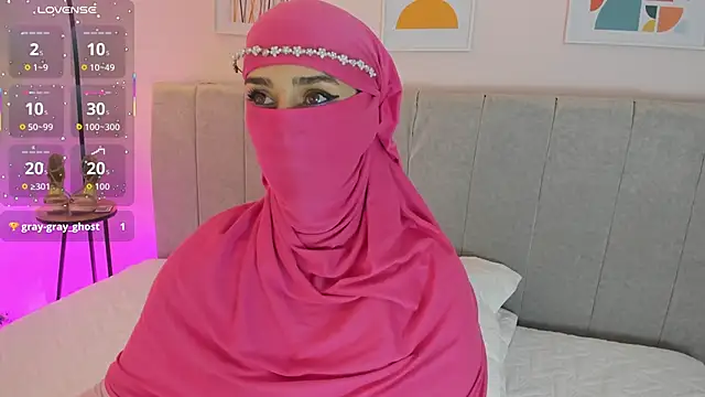 Snapshot of rawiya chatting on 23, 10, 2025 rawiya online show from 23, 10, 2025