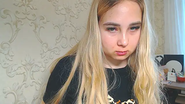 DolphinDreams online show from 18, 4, 2026