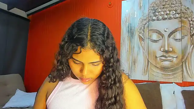 ashly collin9 online show from 6, 10, 2025