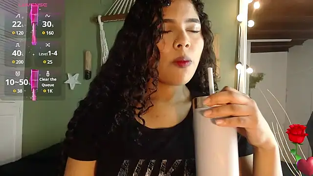 ashly collin9 online show from 24, 2, 2025