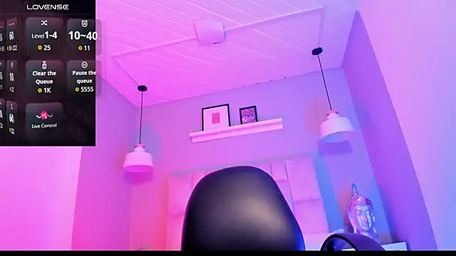 Lucy Williiams online show from 8, 1, 2026