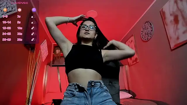 Lucy Williiams online show from 24, 9, 2025