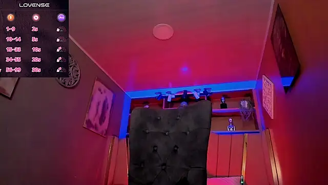 Lucy Williiams online show from 8, 10, 2025