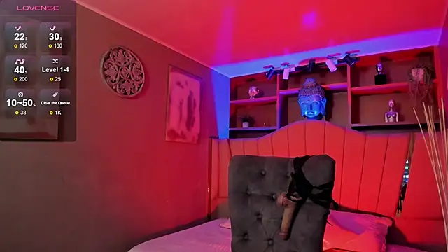 Lucy Williiams online show from 14, 11, 2025