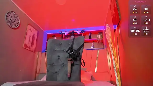 Lucy Williiams online show from 30, 10, 2025