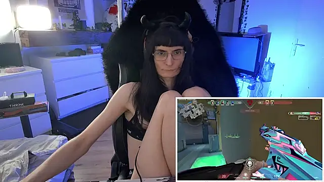 CeriseLapine online show from 20, 10, 2025