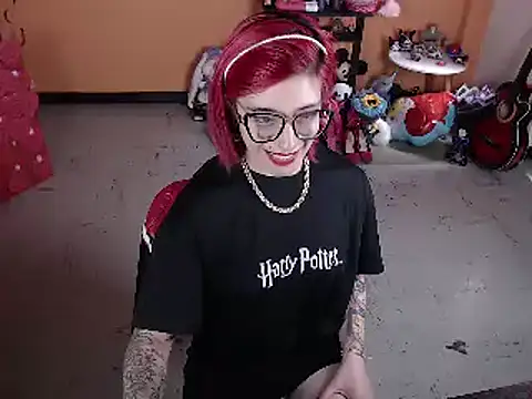 Snapshot of MissMiia2 chatting on 7, 3, 2025 MissMiia2 online show from 7, 3, 2025