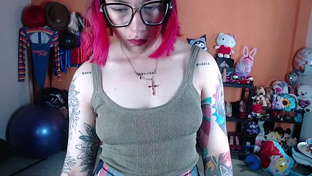 MissMiia2 online show from 30, 10, 2025