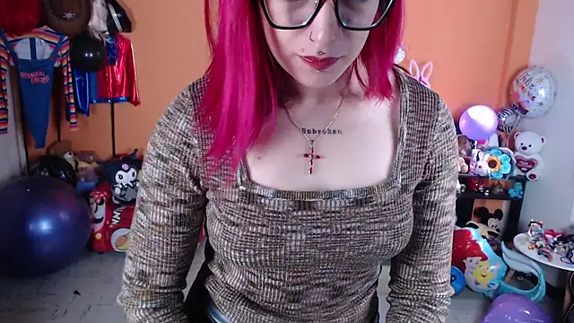 Snapshot of MissMiia2 chatting on 27, 9, 2025 MissMiia2 online show from 27, 9, 2025