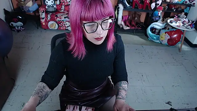 MissMiia2 online show from 9, 2, 2026