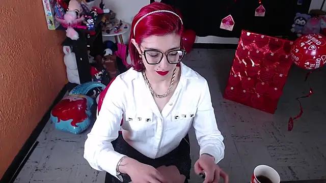 Snapshot of MissMiia2 chatting on 19, 2, 2025 MissMiia2 online show from 19, 2, 2025
