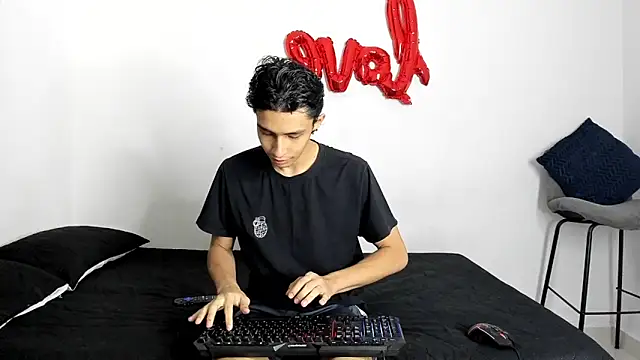 evanscollins online show from 18, 10, 2025