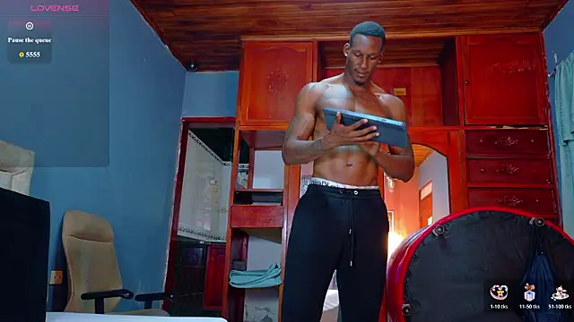 Iker bigdick online show from 25, 2, 2026