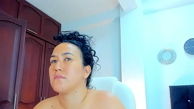 kathyajhonss online show from 20, 4, 2026