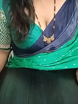 Snapshot of your-sameera chatting on 17, 6, 2026 your-sameera online show from 17, 6, 2026