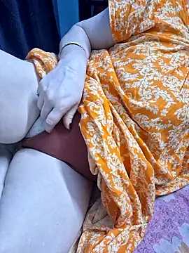 Snapshot of Raja_Ranii chatting on 20, 2, 2026 Raja Ranii online show from 20, 2, 2026