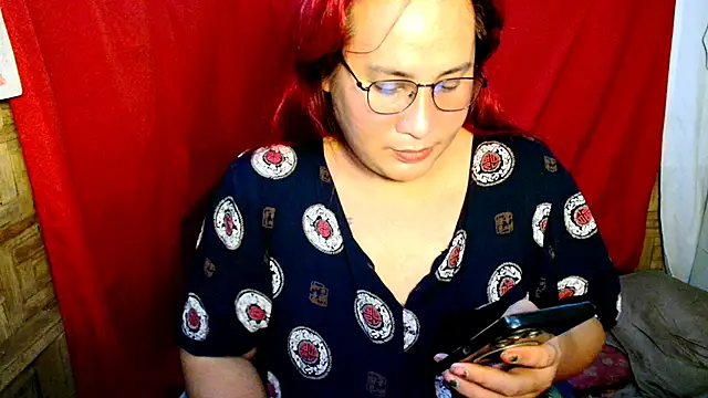 Snapshot of UrAmazingCassy chatting on 21, 10, 2025 UrAmazingCassy online show from 21, 10, 2025