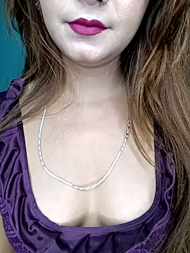 Diamond queeen online show from 16, 10, 2025