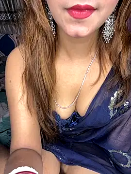 Diamond queeen online show from 13, 11, 2025