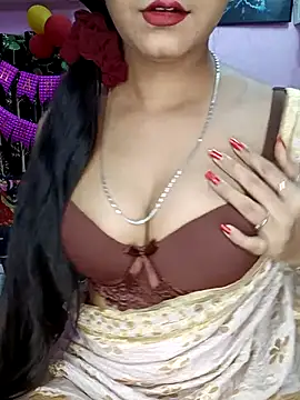 Diamond queeen online show from 20, 9, 2025