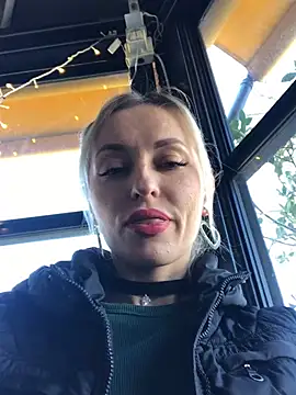 Snapshot of Diamond_Bunny_ chatting on 22, 2, 2025 Diamond Bunny online show from 22, 2, 2025