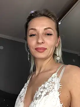 Snapshot of Diamond_Bunny_ chatting on 19, 3, 2025 Diamond Bunny online show from 19, 3, 2025