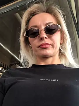 Snapshot of Diamond_Bunny_ chatting on 18, 3, 2025 Diamond Bunny online show from 18, 3, 2025