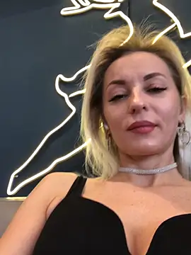 Snapshot of Diamond_Bunny_ chatting on 15, 3, 2025 Diamond Bunny online show from 15, 3, 2025