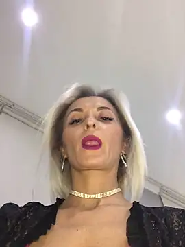 Snapshot of Diamond_Bunny_ chatting on 21, 2, 2025 Diamond Bunny online show from 21, 2, 2025