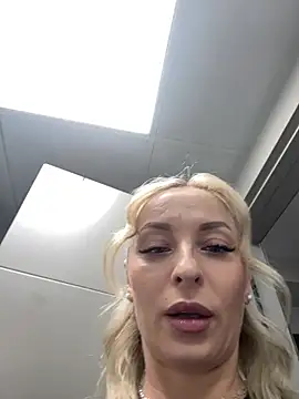 Diamond Bunny  online show from 23, 3, 2026