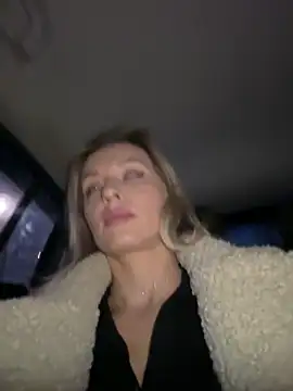 Diamond Bunny  online show from 26, 2, 2026