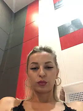 Diamond Bunny  online show from 27, 10, 2025