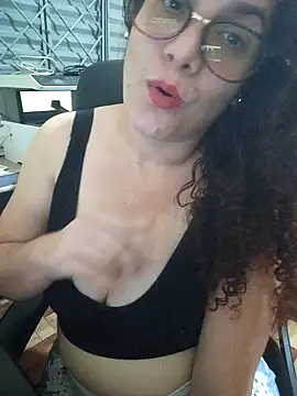 Snapshot of litha_luna chatting on 5, 12, 2024 litha luna online show from 5, 12, 2024