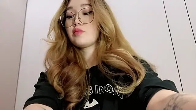 Jennatyan online show from 10, 1, 2026