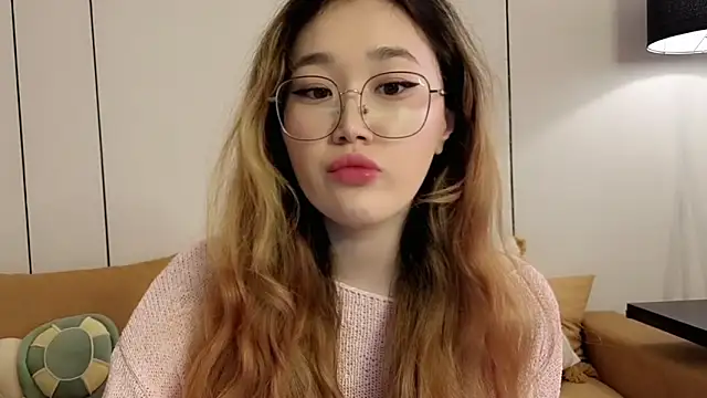 Jennatyan online show from 15, 4, 2026