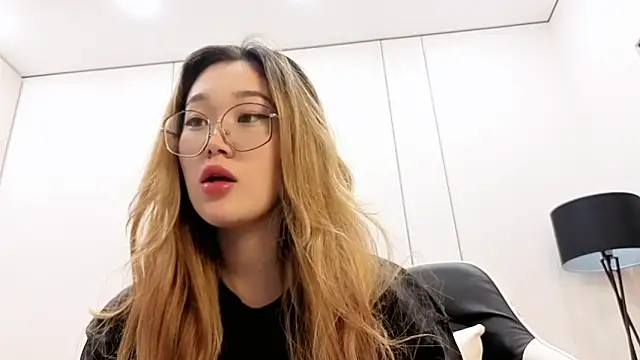 Jennatyan online show from 6, 2, 2026