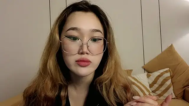 Jennatyan online show from 16, 3, 2026