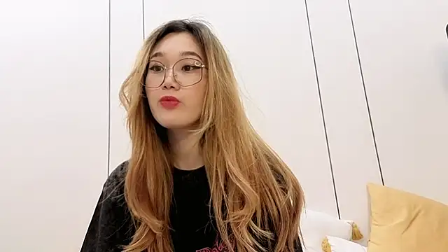 Jennatyan online show from 5, 2, 2026