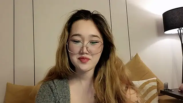 Jennatyan online show from 9, 3, 2026