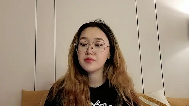 Jennatyan online show from 22, 4, 2026