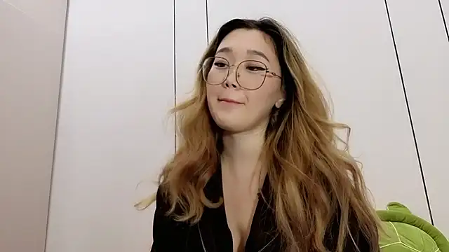 Jennatyan online show from 9, 1, 2026