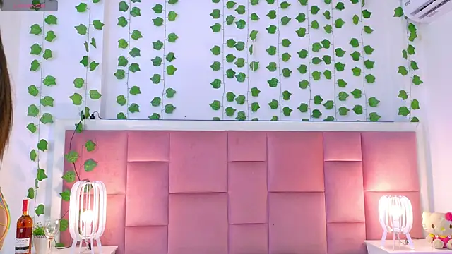 Snapshot of kaily_sweet1 chatting on 19, 7, 2026 kaily sweet1 online show from 19, 7, 2026