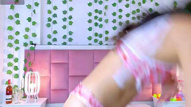 kaily sweet1 online show from 19, 4, 2026