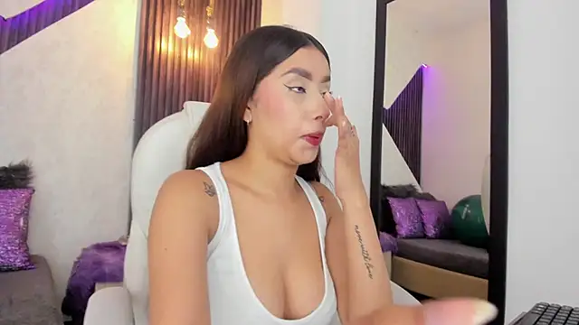 laurin clauz  online show from 16, 9, 2025