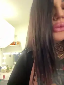 krysstal003 online show from 24, 1, 2025